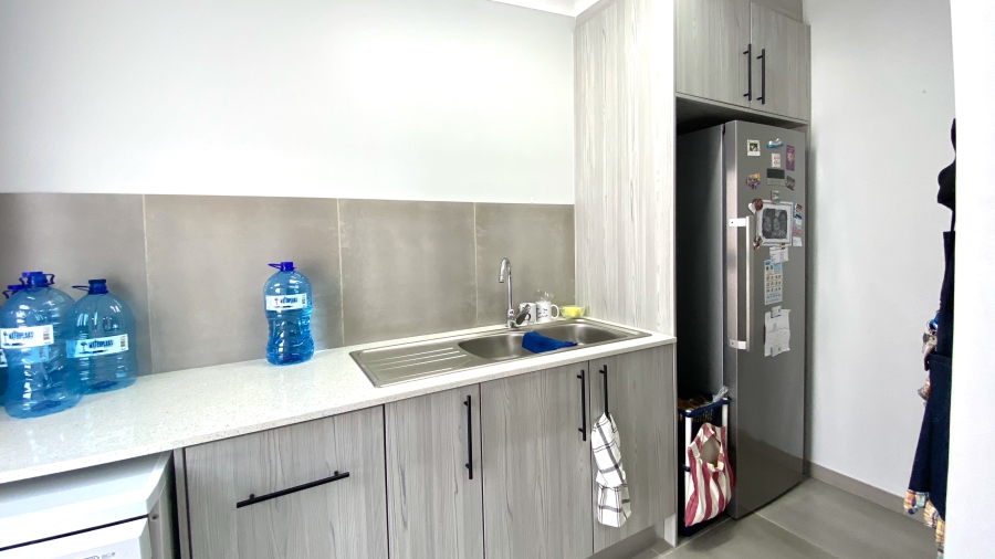 3 Bedroom Property for Sale in Atlantic Waves Estate Western Cape